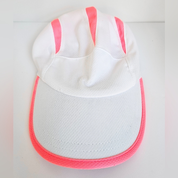 *Headsweats*  White & Neon Pink Running Ventilated Hat. - Picture 1 of 4